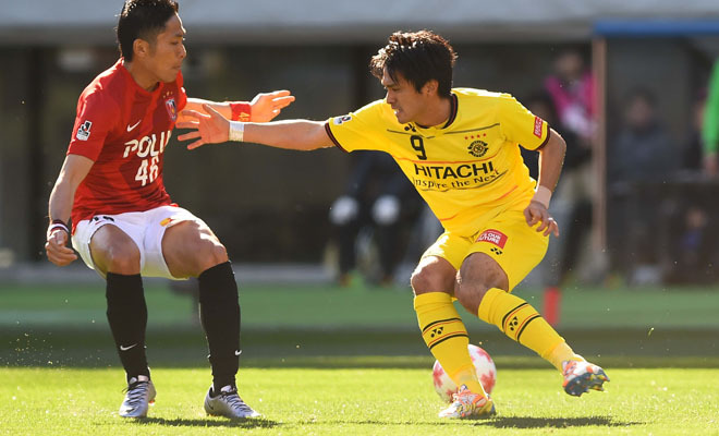 工藤壮人サイン入りサッカーシューズ-