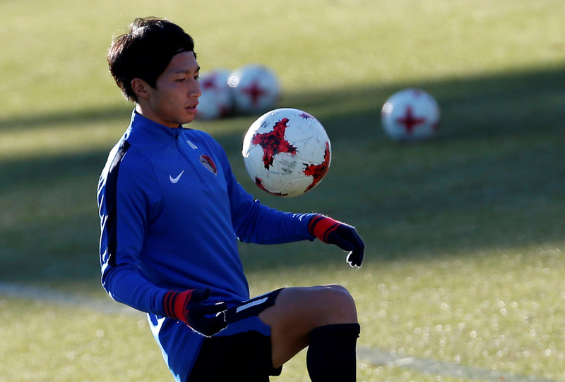 【クラブＷ杯・秘話】決勝２発の柴崎岳が盗難被害の後輩たちに見せた心優しき横顔 | サッカーダイジェストWeb