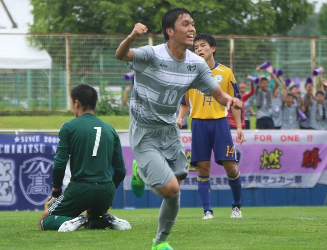 総体 初戦で躍動 市立長野のエース新井を成長させた湘南 曺監督の怒りとは サッカーダイジェストweb