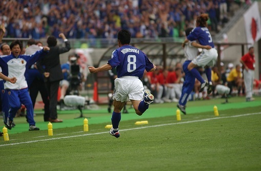 日本代表W杯の軌跡】悠々と悲願成就｜2002年日韓大会・チュニジア戦