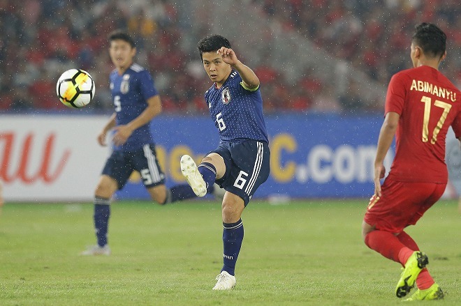 まるで大先輩 中田英寿のように 齊藤未月が日本の中心でｕ w杯へ導く サッカーダイジェストweb