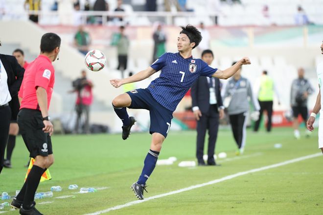 サウジに ボールを握られる 展開は想定内も 柴崎岳の本音は アジア杯 サッカーダイジェストweb