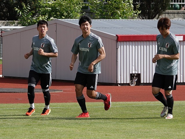 U w杯 怪我人情報 三國が練習不参加 鈴木冬も別メニュー 宮代と藤本の状態は サッカーダイジェストweb