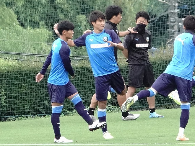 川崎 熊本に元気を 横浜fc戦へ車屋紳太郎が期待するのは大津高の後輩fw一美和成とのマッチアップ サッカーダイジェストweb